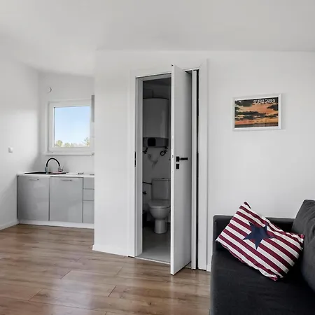 1 Bedroom Cozy In *